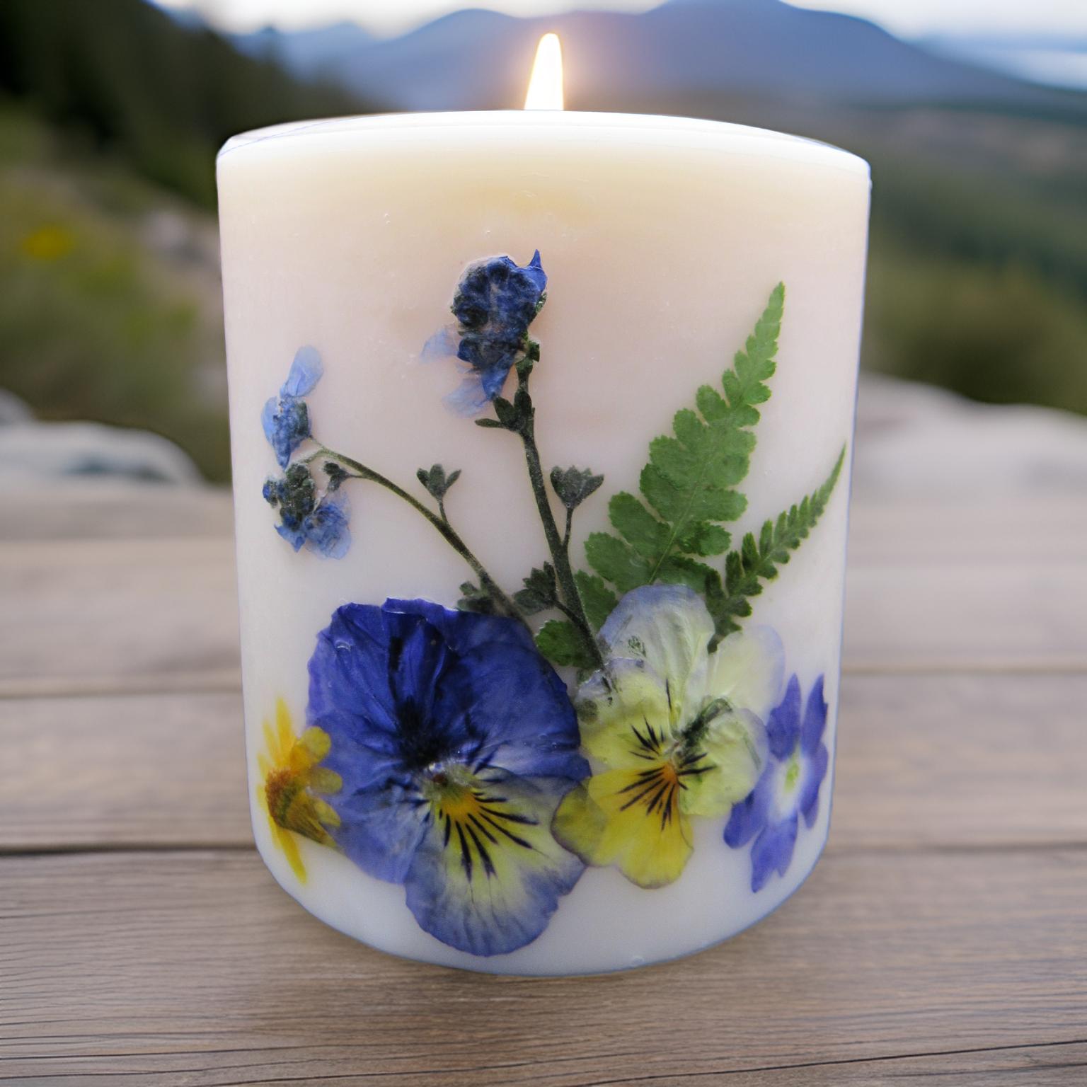 Small Pillar Flower Candle