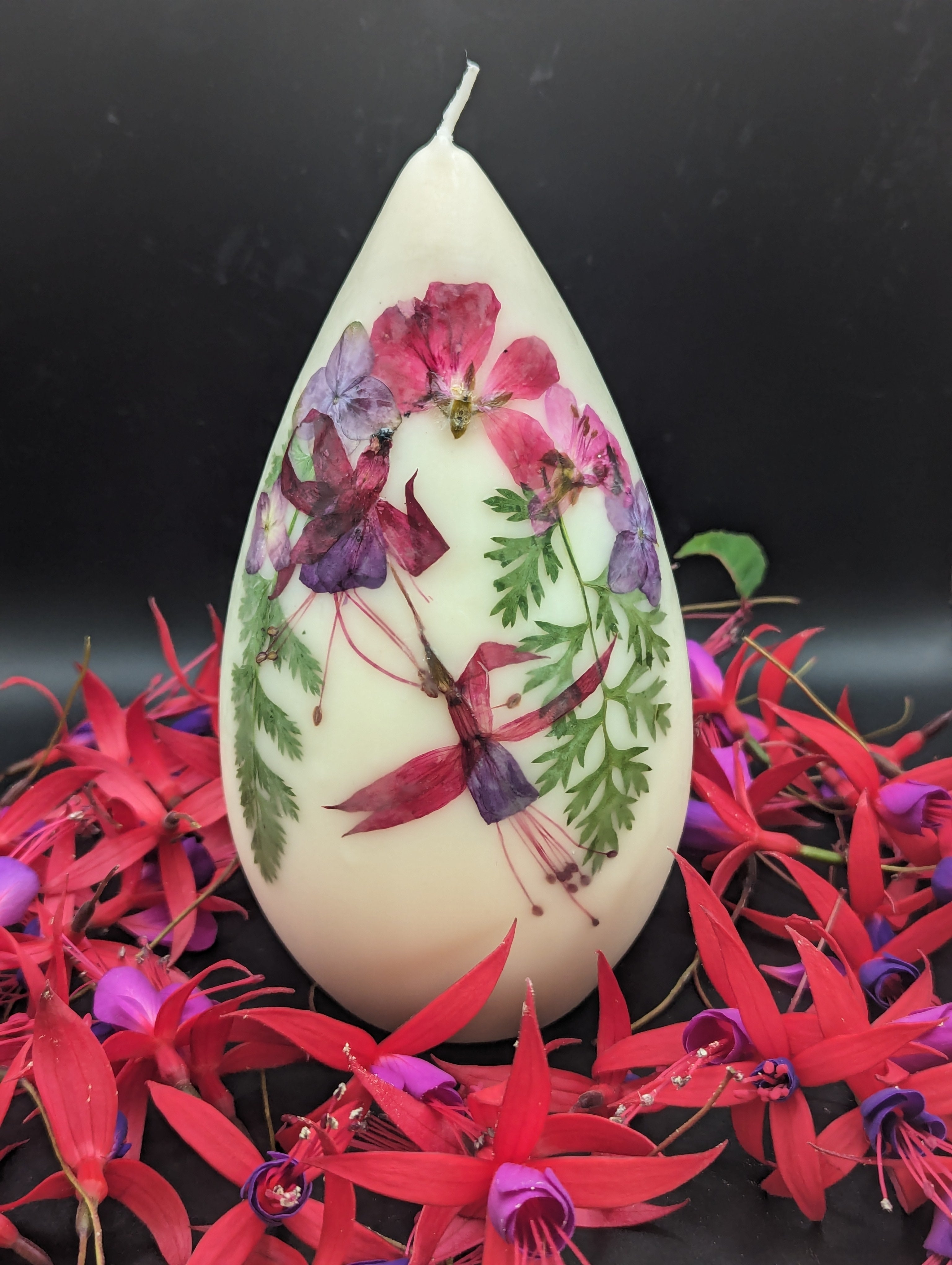 Tear Drop Flower Candle